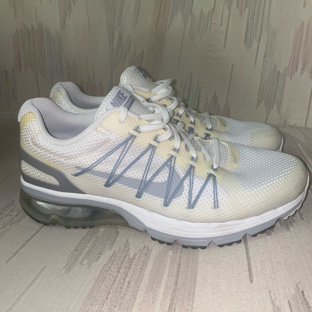 Men nike shoes
